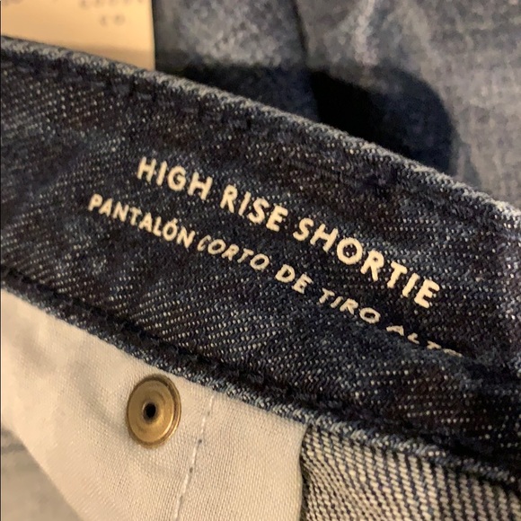 NWT High Rise Cutoffs - Picture 6 of 10